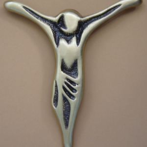 Croix ref K 37  14 x 12 cm 182 gr finition or, nickel mat