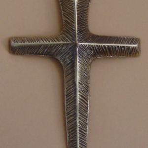 Croix ref K36  12 x 9 cm 164 gr finition or, nickel mat